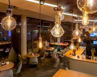 ibis Styles Pforzheim - Pforzheim - Bar