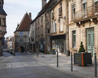Antoinette - Luxeuil-les-Bains - Bâtiment
