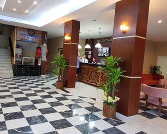 Nuova Beach Hotel - Güzelçamli - Recepción