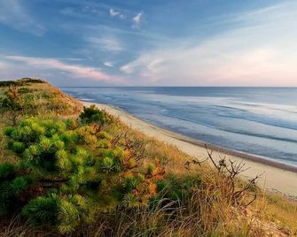 Frederick William House - Falmouth - Strand