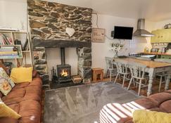 Snowdon View - Llanberis - Living room