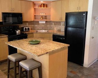 Large Condo on the 7th hole in Eagle Crest Resort! - Redmond - Cuina