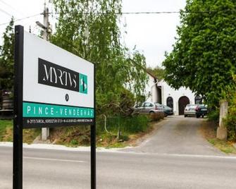 Myrtus Pince Es Vendeghaz - Tarcal
