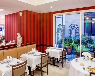 Hotel Saint Sauveur - לורד - מסעדה