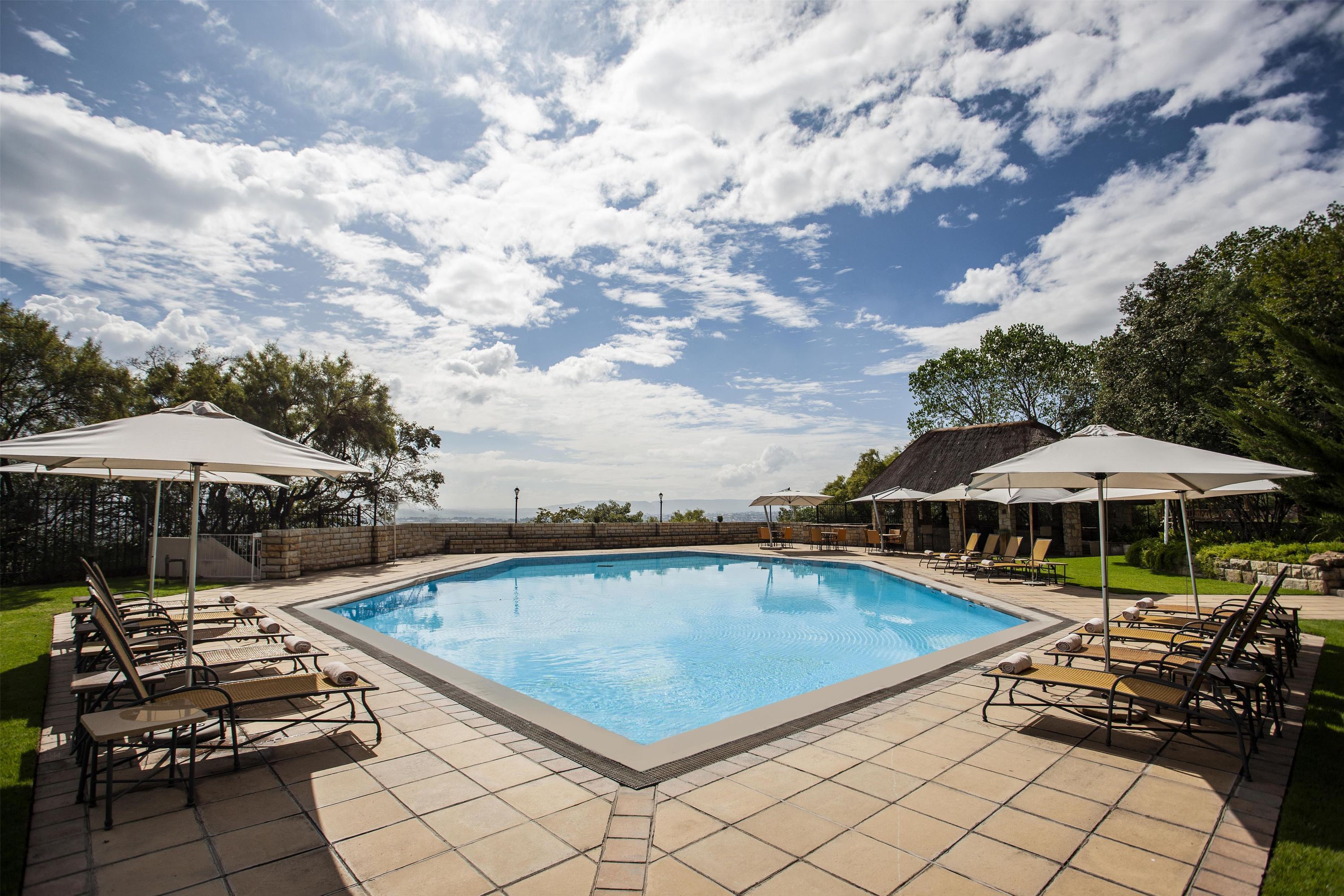Avani Lesotho Hotel & Casino - מאסרו - בריכה