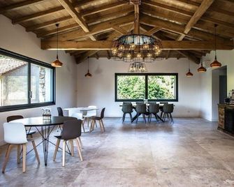 kyrn flor - Corte - Restaurant
