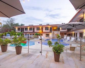 Hotel Vanguardia Natural - Villavicencio - Piscina