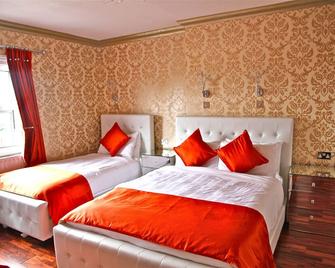Crompton Guest House - Hounslow - Bedroom