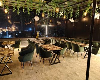 Ramdham Hotel - Orchha - Restaurant