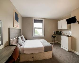 Tequila and Dunlin Rooms Southport Central - Southport - Bedroom
