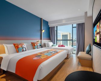 Country Inn & Suites By Radisson (Kunming Wuhua High-tech Zone) - Kunming - Κρεβατοκάμαρα