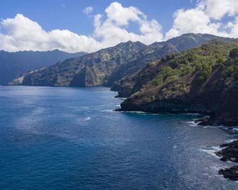 Hiva Oa - Enana Studio - Atuona