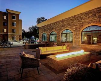 Staybridge Suites Grand Rapids Sw - Grandville - Grandville - Innenhof