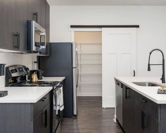 Corporate Housing By Mgm - Whitestown - Kitchen