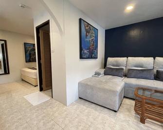 Summer Breeze Hotel - Patong