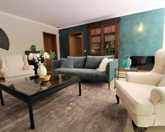 La Souveraine - Saint-Genis-Laval - Salon