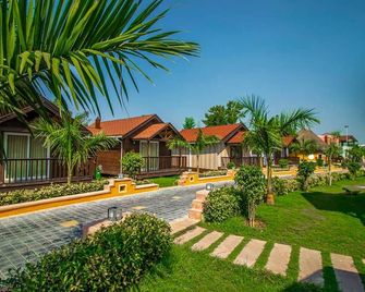 Sun Hotel and Resort - Ābu Road