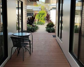 Moura Meridian Motel - Moura - Patio