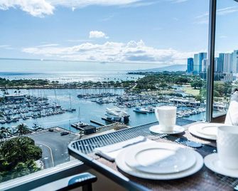 Waikiki Condo Beach+Mall! - Honolulu - Balkon