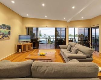 Regency Beach Club - Dunsborough