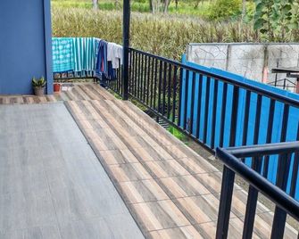 2 Bedroom Apartment - Sleeps 4 -in Jacó & Herradura - Jacó - Balcony