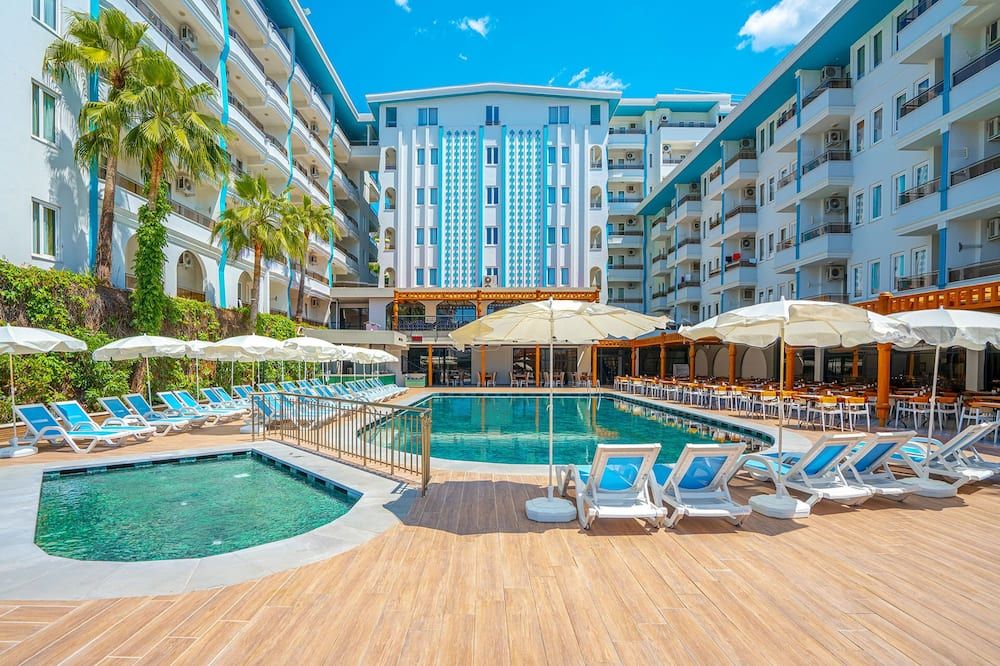 Blue Star Hotel - אלניה - בריכה