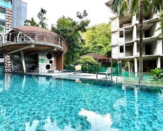 Emerald Terrace Patong - Patong - Uima-allas