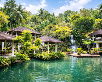 Kamayan sa Palaisdaan Hotel and Resort Quezon - Tayabas - Restaurante