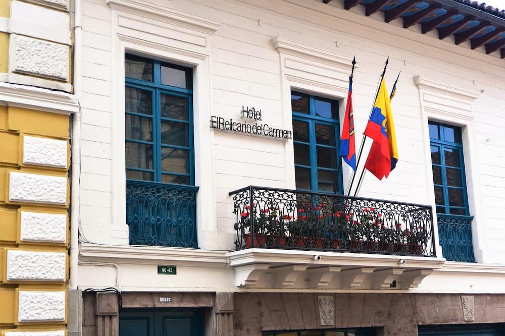 هوتل إل ريليكاريو ديل كارمن - كويتو - مبنى