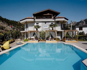 Bybassios Orhaniye - Orhaniye - Pool