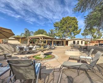 Pet-Friendly Tucson Casita Shared Hot Tub and Patio - Tucson - Patio