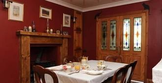 Bay Cottage Bed & Breakfast - Crumlin - Dining room
