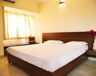 Hotel mookambika palace - Kollur - Bedroom