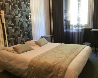 فندق أوه رويال - كاركاسون - غرفة نوم