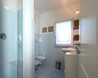 L'ippocampo Guest House - Sabaudia - Ванна кімната