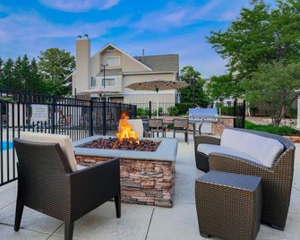 Residence Inn by Marriott Chicago Deerfield - Deerfield - Balkon