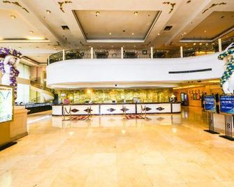 Ningbo World Hotel - Ningbo - Salónek
