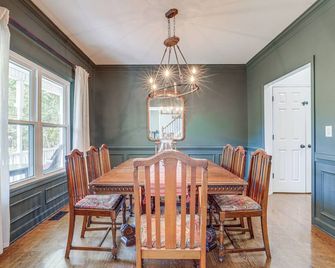 Walk to Trails Peaceful Family Home in Braselton - Braselton - Essbereich