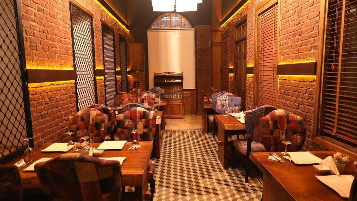 فندق لا بيرلا البوتيكي