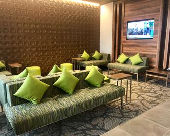 Wingate by Wyndham Kamloops - Kamloops - Lobby