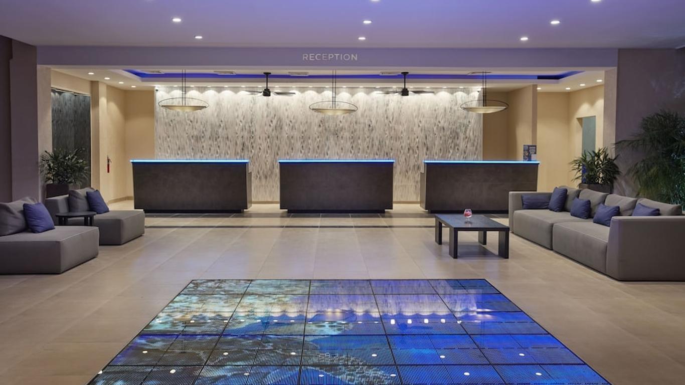 تاماريجن أروبا أول إنكلوسف