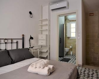 Citta` Cospicua Suites - 'il-Hanut' Suite - Bormla - Habitación
