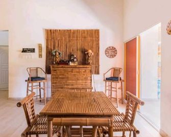 Sunflower village villa girasoles - Jarabacoa - Comedor