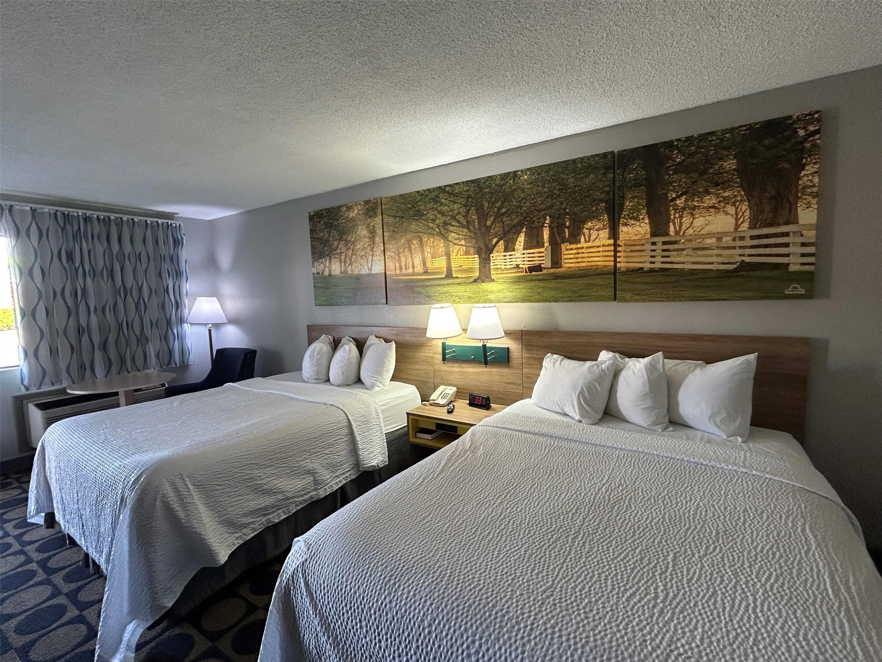 Days Inn by Wyndham Byron - Byron - Slaapkamer