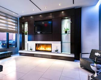 Fairfield Inn & Suites by Marriott New York Manhattan/Times Square - New York - Lobby
