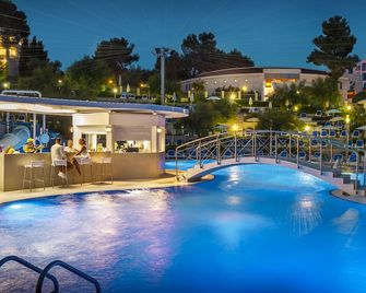 Maistra Select Pineta Hotel - Vrsar - Pool