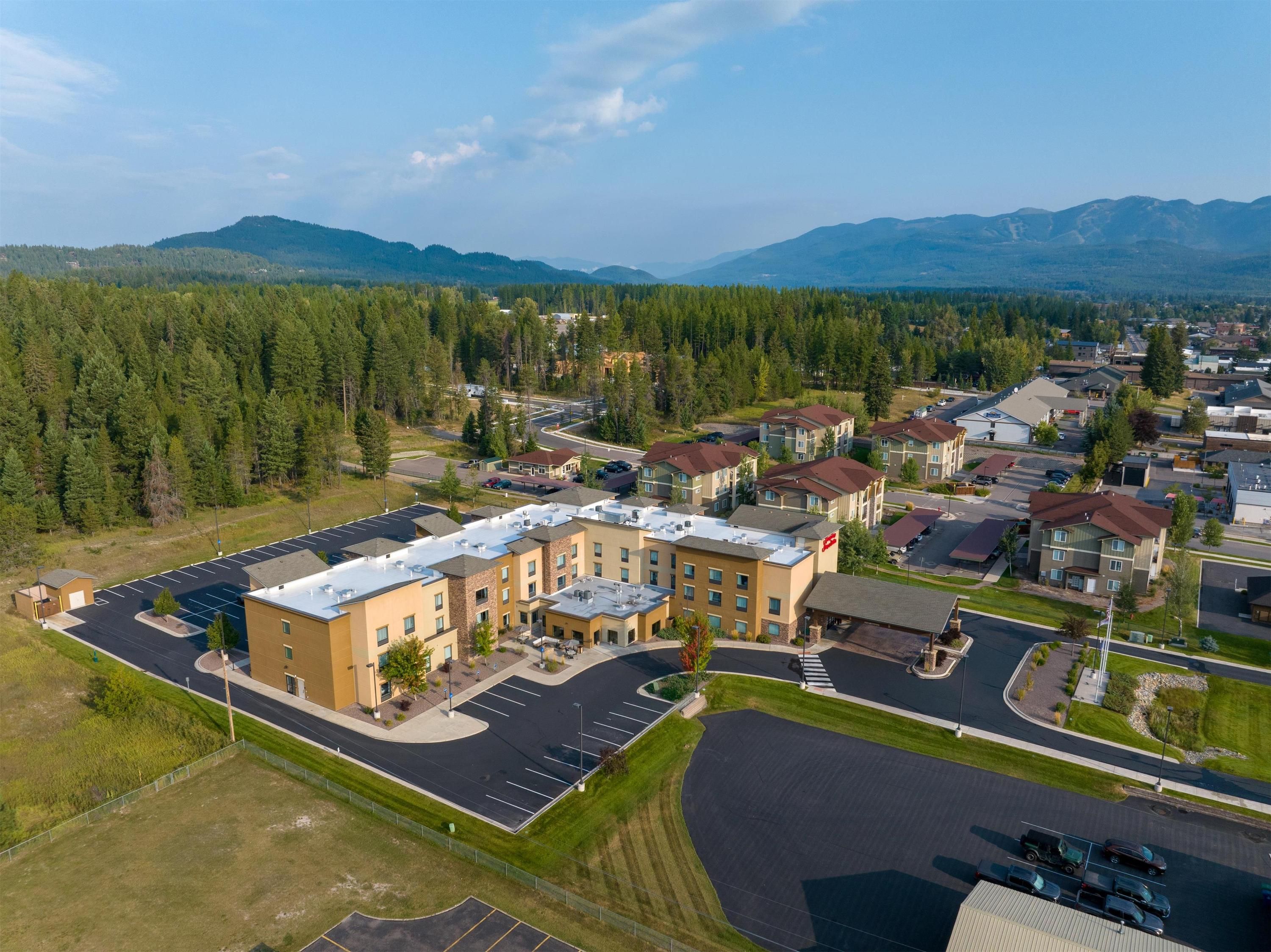 Hampton Inn & Suites Whitefish, MT - וויטפיש - בניין