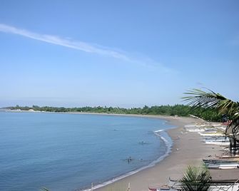 Sajorda River Park Hotel - Iba - Plaża
