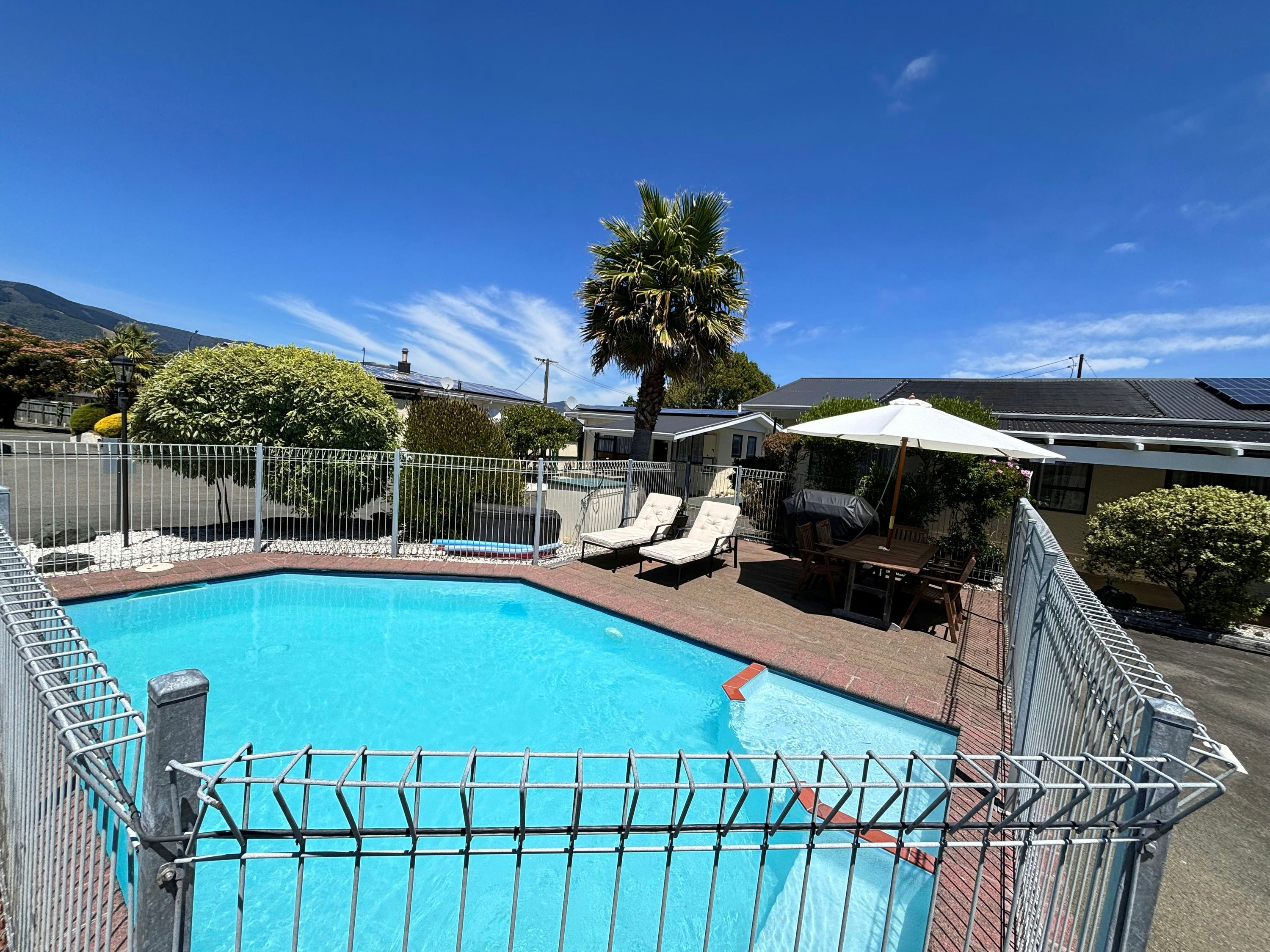 أركاديا موتيل - نيلسون - حوض السباحة