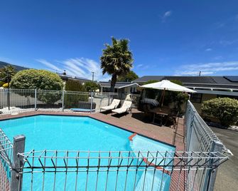 Arcadia Motel - Nelson - Pool